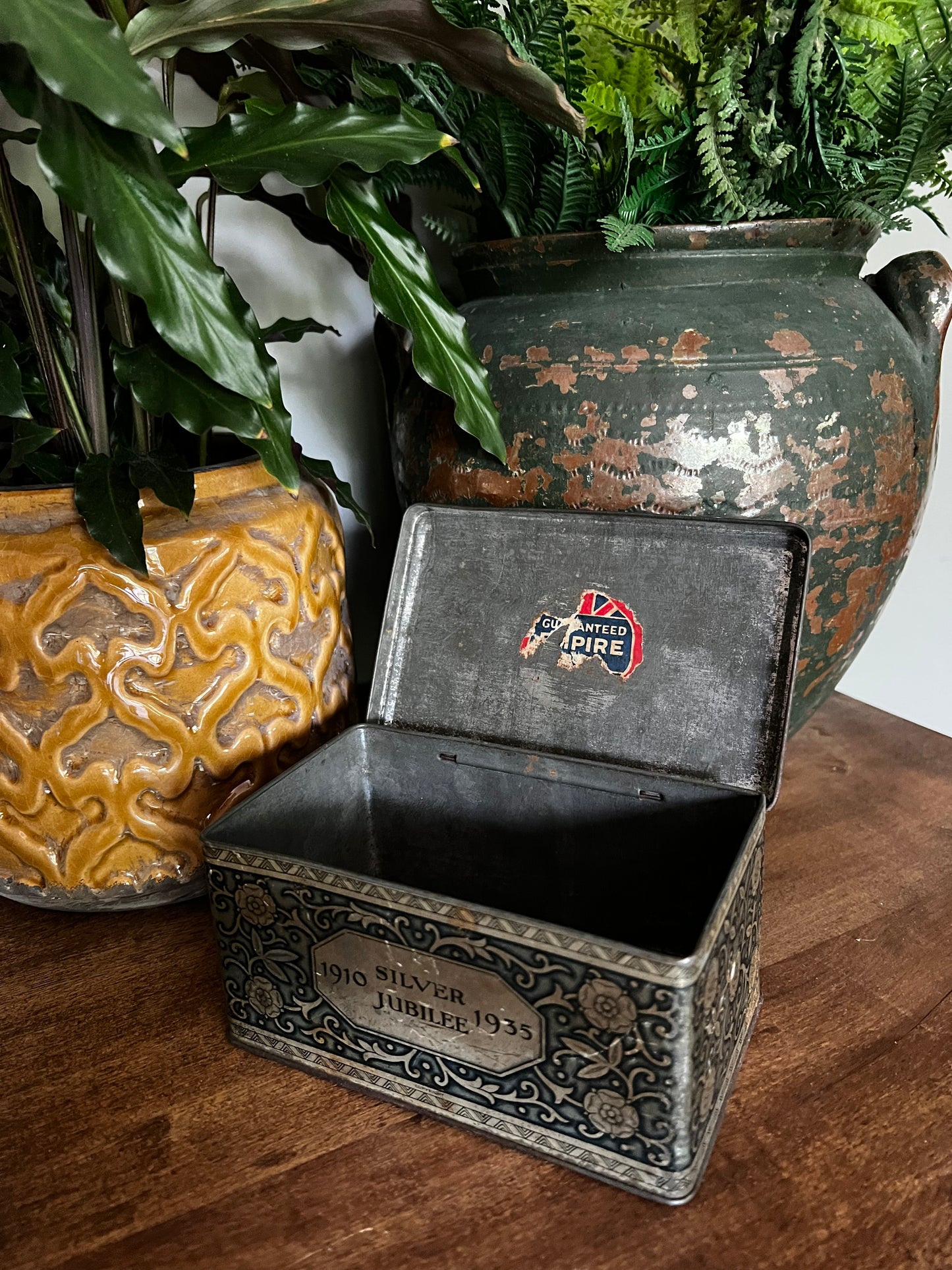 Rare George VI Jubilee tin